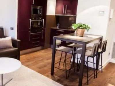 Izaka Apartments Passeig De Gracia - Diagonal Βαρκελώνη 0*,
