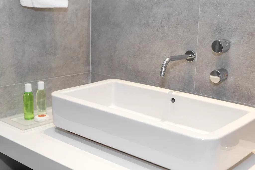 Izaka Apartments Passeig De Gracia - Diagonal Βαρκελώνη 0*,  Ισπανία